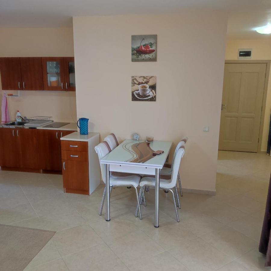Kalia, Zweizimmer, Zweibalkon, Top-Apartment Sunny Beach Esterno foto